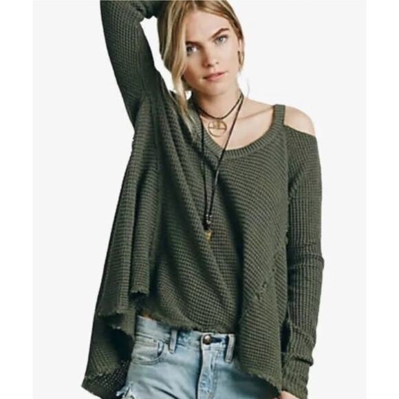 Free People‎ Oversized Boho Moonshine Sweater Cold Shoulder in Carmel Size Small - Picture 1 of 10